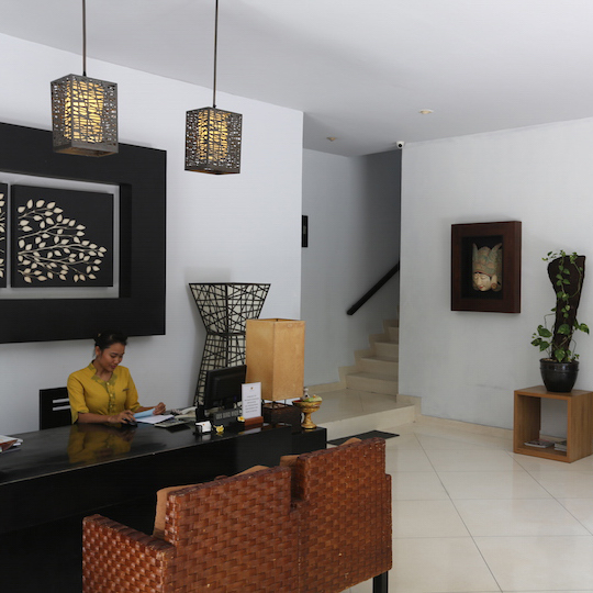 the-seminyak-suite-private-villa-bali-hotel-photo-6