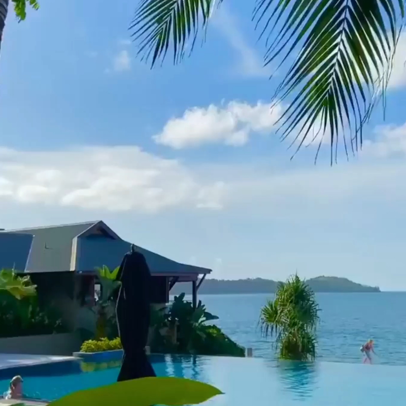 qualia-resort-hamilton-island-guest-video-2